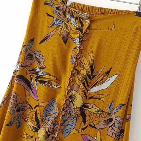 Button-up Maxi Skirt - Picture 5 of 8